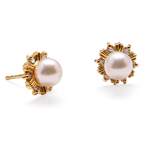Diamond and Pearl Earrings